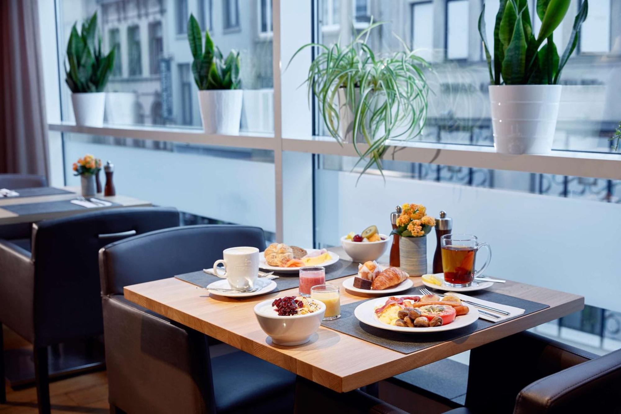 Lindner Hotel Antwerp, Part Of Jdv By Hyatt Eksteriør billede